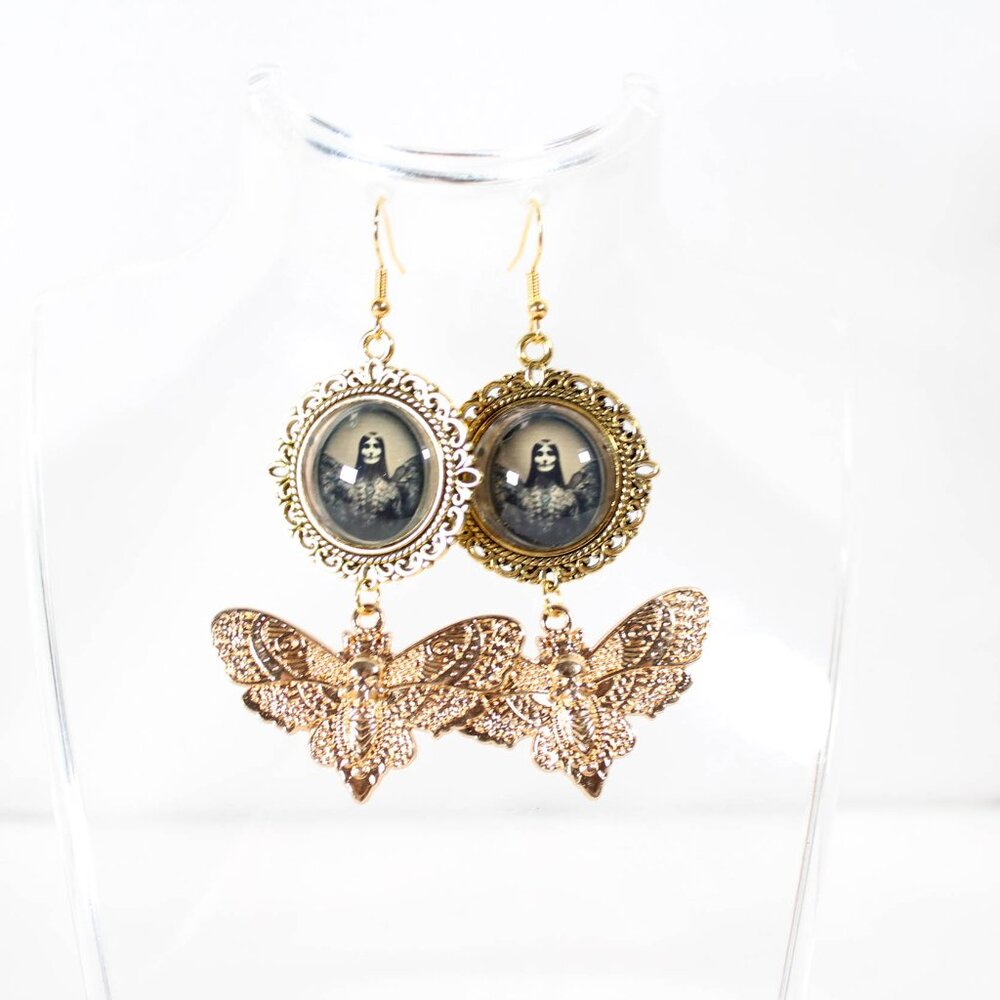 🔨 Witchy Gothic Victorian "Prophecies of a Moth-Woman" Moth Charm Earrings